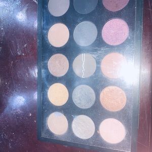 Mac eyeshadow palette mellow moderns